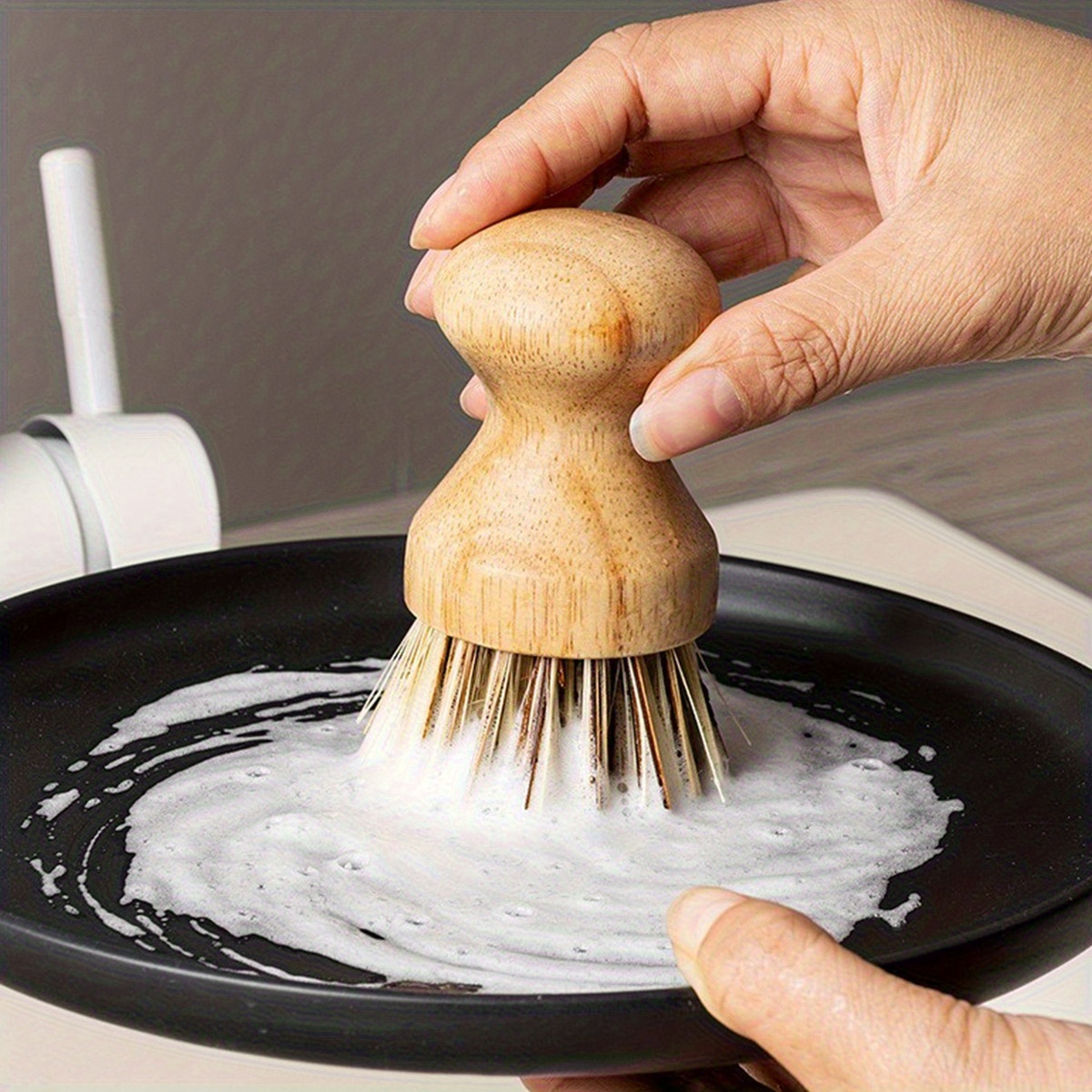 Щетка для мытья посуды из масс – обзор и цена Wood Stain Brush